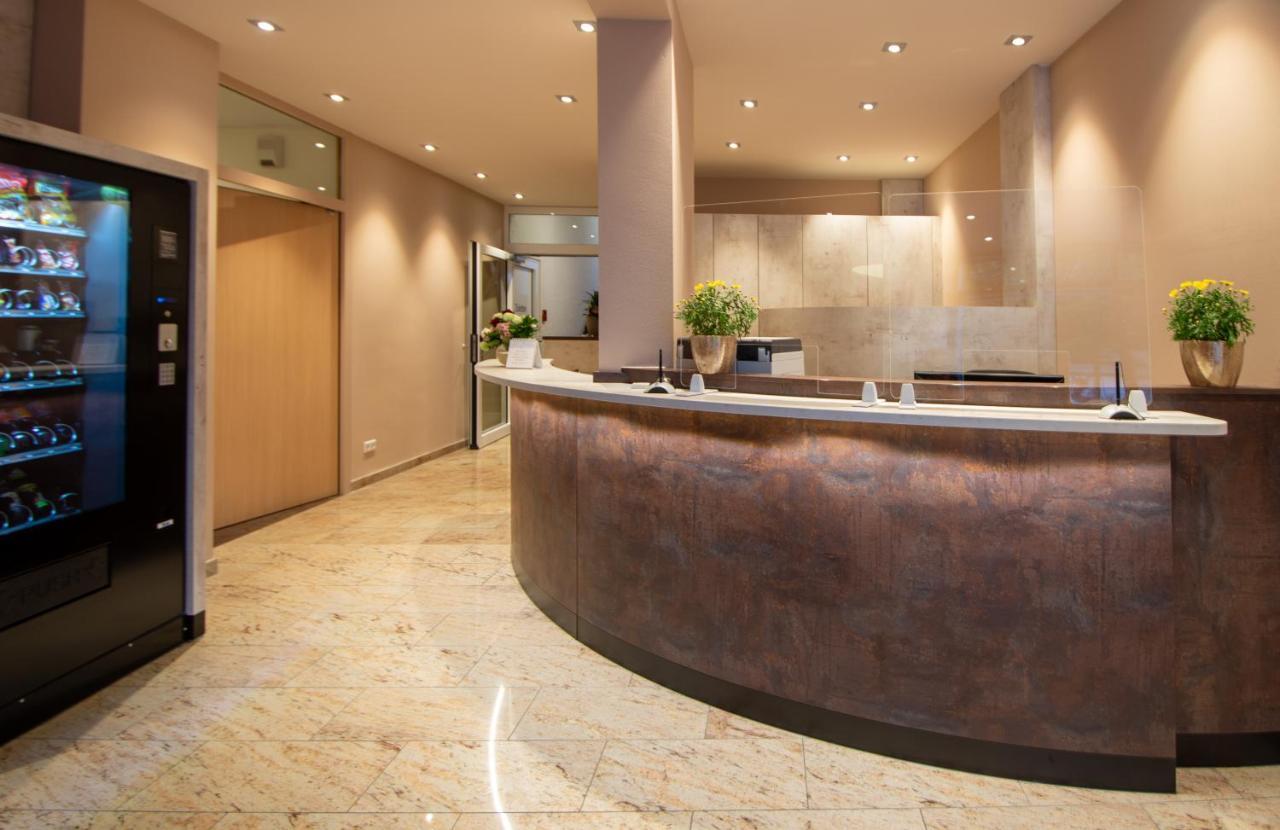 Garni Hotel Schumacher Filderstadt Esterno foto