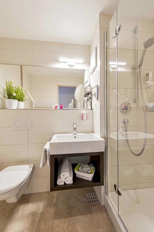 Garni Hotel Schumacher Filderstadt Esterno foto