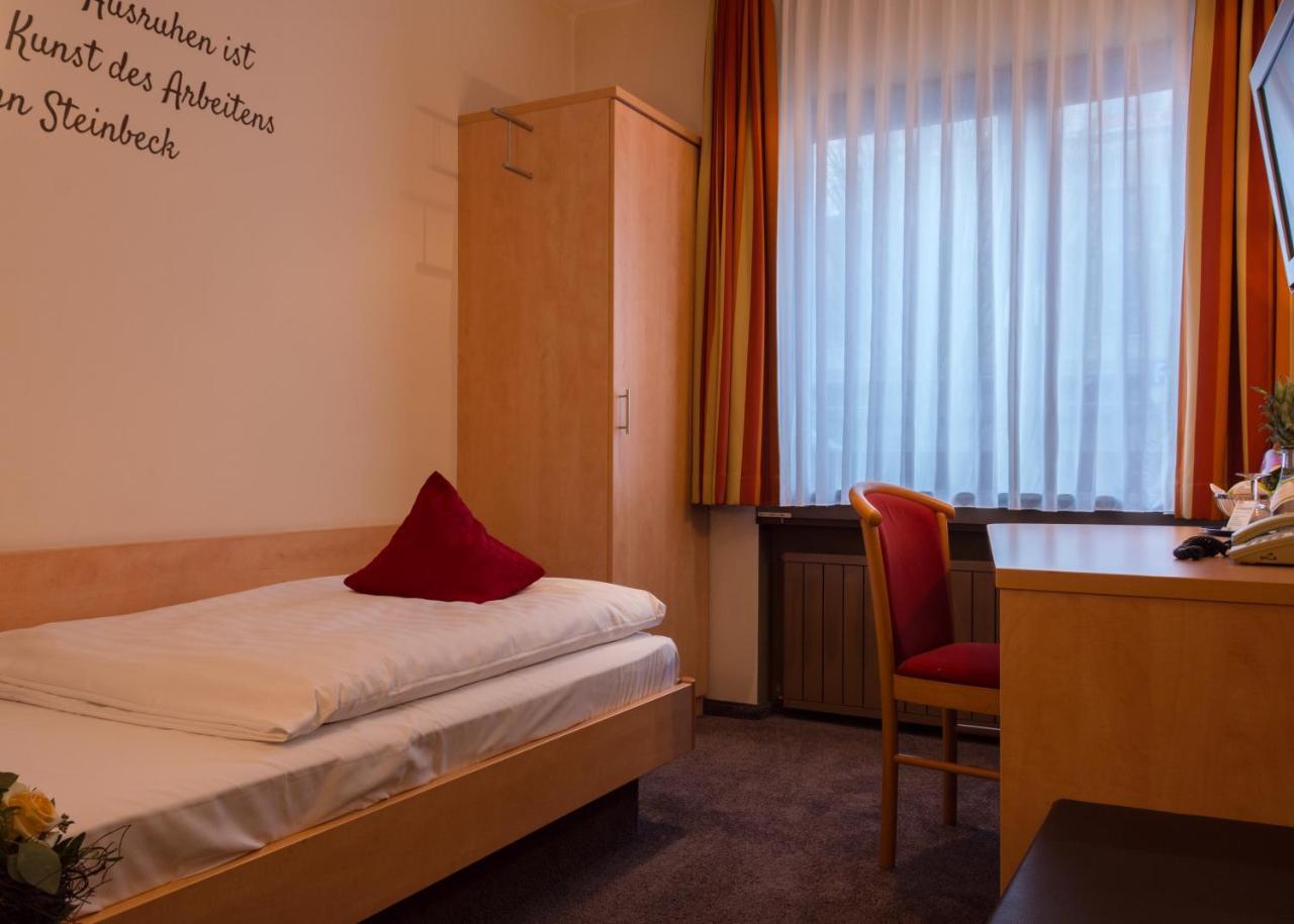Garni Hotel Schumacher Filderstadt Esterno foto