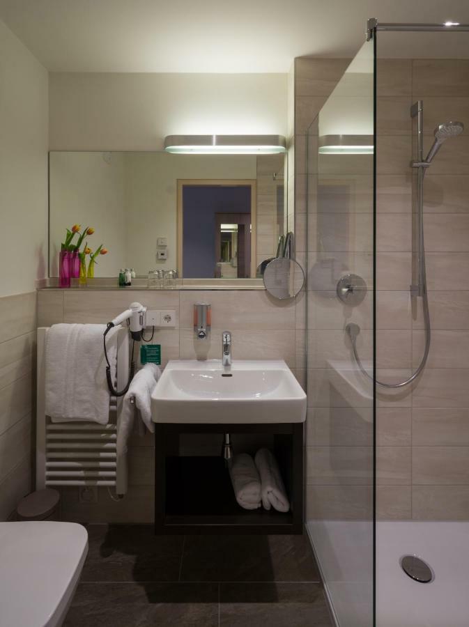 Garni Hotel Schumacher Filderstadt Esterno foto